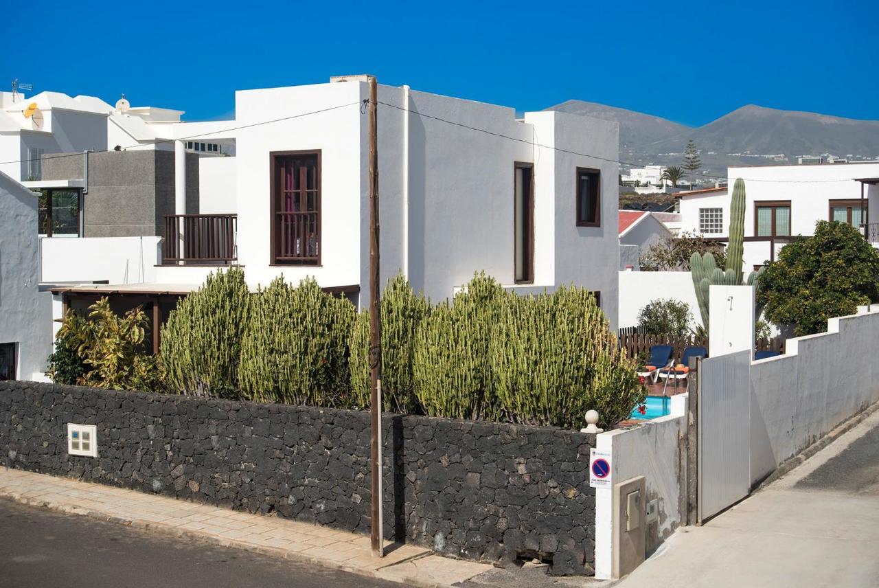 Villa Julianne 1 ปูแอร์โตเดลคาร์เมน ภายนอก รูปภาพ